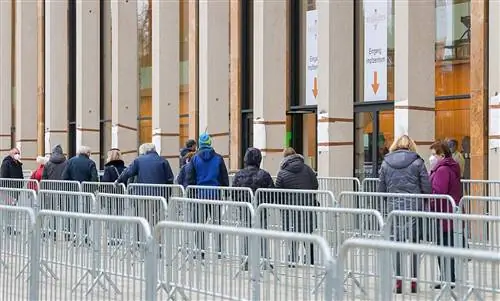 Приоритет вакцинации отменен: что теперь применимо