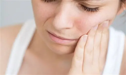 Боль после лечения корневых каналов: причины и советы