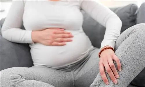 Задержка воды во время беременности: это помогает