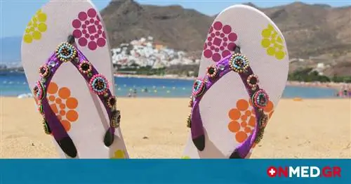 Шлепанцы: как их носить, чтобы не «навредить» ногам