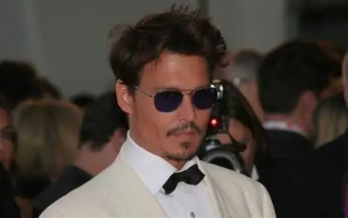 «Эффект Джонни Деппа» объясняет предпочтения женщин в любви