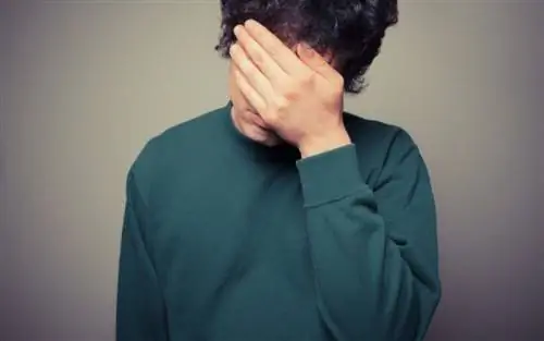 Прыщи на попе: прыщи, герпес или экзема?