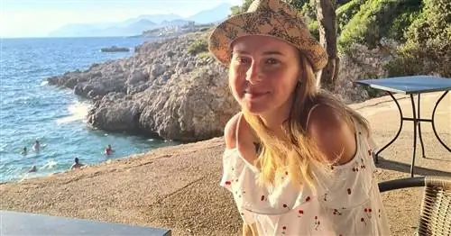 У нее стома с 18 лет. «Мне не было стыдно, что это будет мешок»