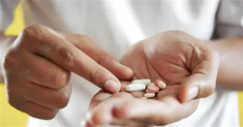 Эти два витамина нельзя принимать вместе. они не будут работать