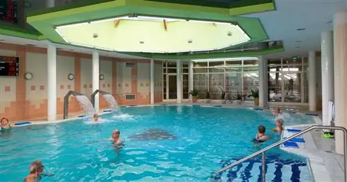 Санаторий Национального фонда здоровья - новые правила. Пенсионеры должны платить больше. Мы знаем, сколько