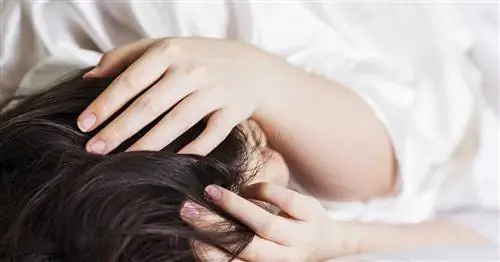 Трудно отличить омикронную инфекцию от гриппа. Какие симптомы больше всего сбивают с толку?