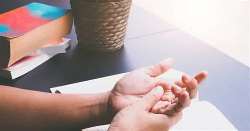 Странная боль в руках? Причиной может быть серьезное заболевание