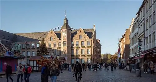 С COVID-19 выигрывали, теперь «ситуация вышла из-под контроля». Что происходит в Германии?