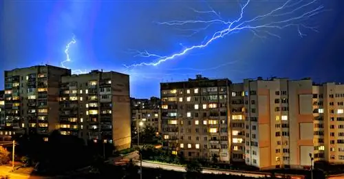 Как защититься от молнии? Правило 30/30 лежит в основе