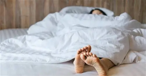 Стоит позаботиться о регулярной стирке постельного белья, ведь в постели мы проводим треть своей жизни.