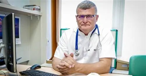 Grzesiowski: Раньше для заражения был необходим контакт с больным человеком. Дельта заражает по-разному