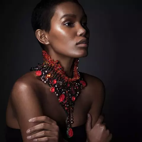 Femall.gr празднует Рождество с большим конкурсом