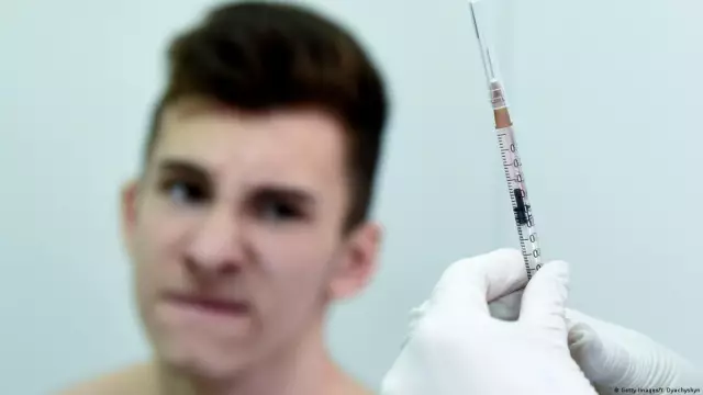 Подписав Адонис надгробие и вакцины