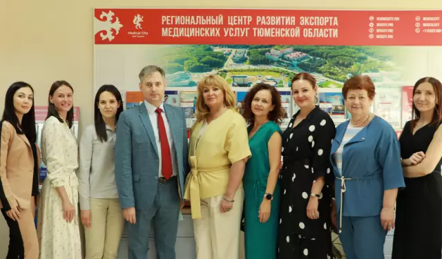Визит руководителей департамента здравоохранения Таиланда в университетскую больницу Ираклиона