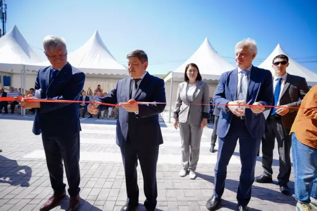 Торжественное открытие нового отделения краткосрочной медицинской помощи Aretaieion - нацелен на 800 пациентов в год