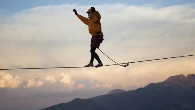 Переломы позвоночника при остеопорозе: риски, симптомы, лечение