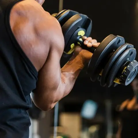 Попробуйте эти советы, чтобы безопасно тренироваться, когда на улице жарко