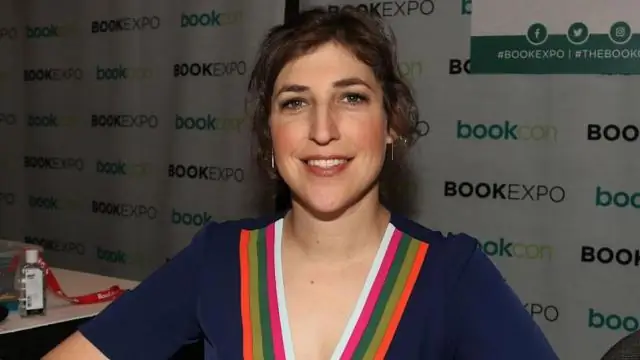 Майим Бялик рассказывает о «женственности» и стигме психического здоровья