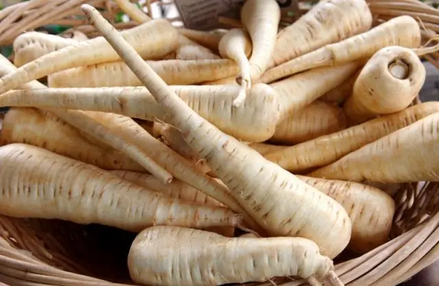 Сколько кальция в сыре String Cheese?