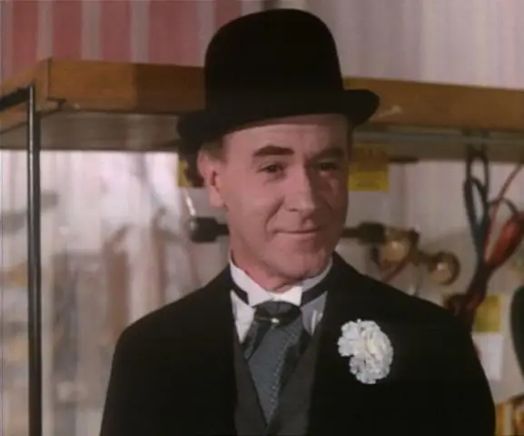 Проблемы в детстве и предварительное участие в службах защиты детей