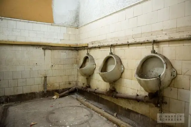 Различия между магазинами и районами в отношении соответствия розничных продавцов местным законам об основных продуктах питания