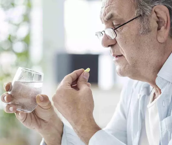 Частота морганий связана с лекарственно-индуцированным паркинсонизмом у пациентов с тяжелыми психическими заболеваниями, но не соответствует требованиям для использования в качеств