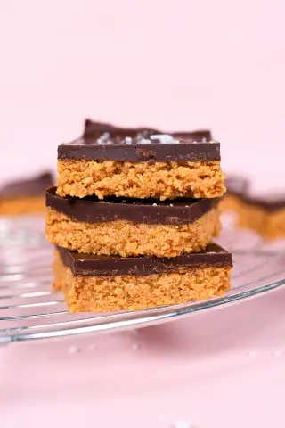 Сахар токсичен и делает вас толстыми