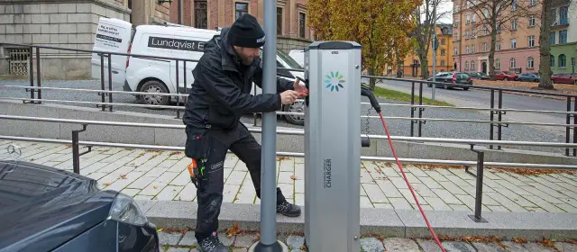 Фитнес-упражнения в офисе помогают при напряжении